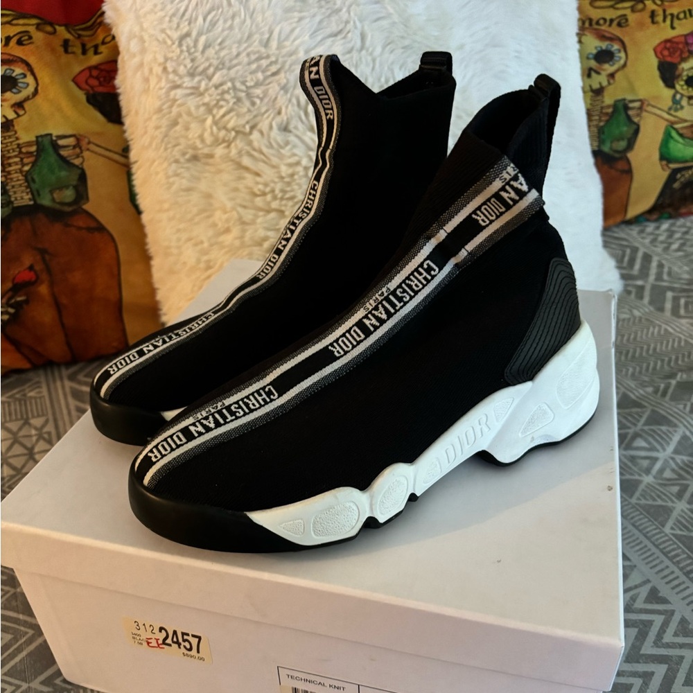 Dior, size 8